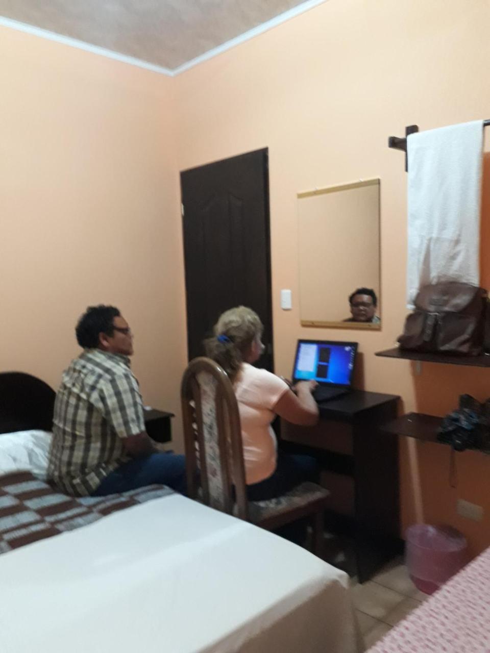 Hotel Latino San José Buitenkant foto